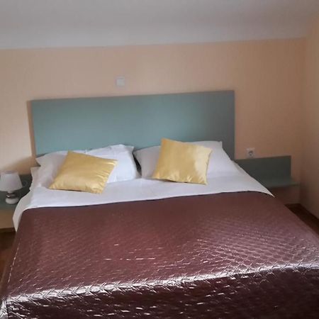 Ferienhaus Vesna Vinjerac Kültér fotó